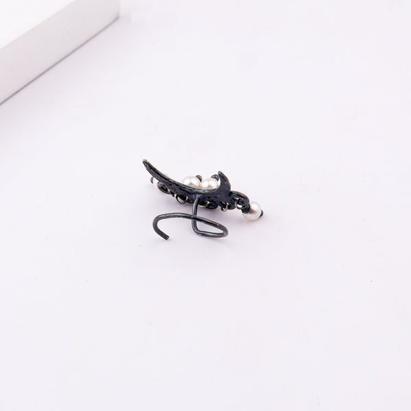 Oxidised Hammered Chandrakor Pierced Nose Pin (Large)