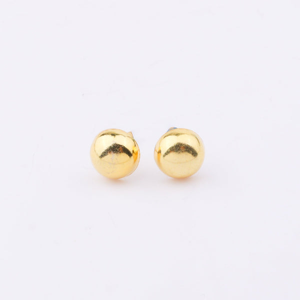 Gold earrings with white background and shadow
