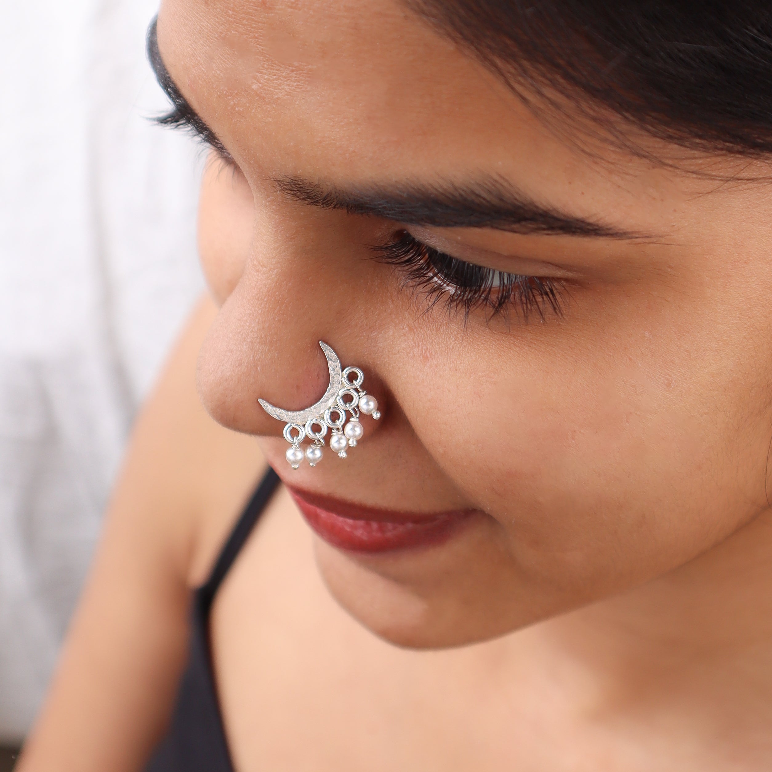 Silver Hammered Chandrakor Pierced Nose Pin (Large)