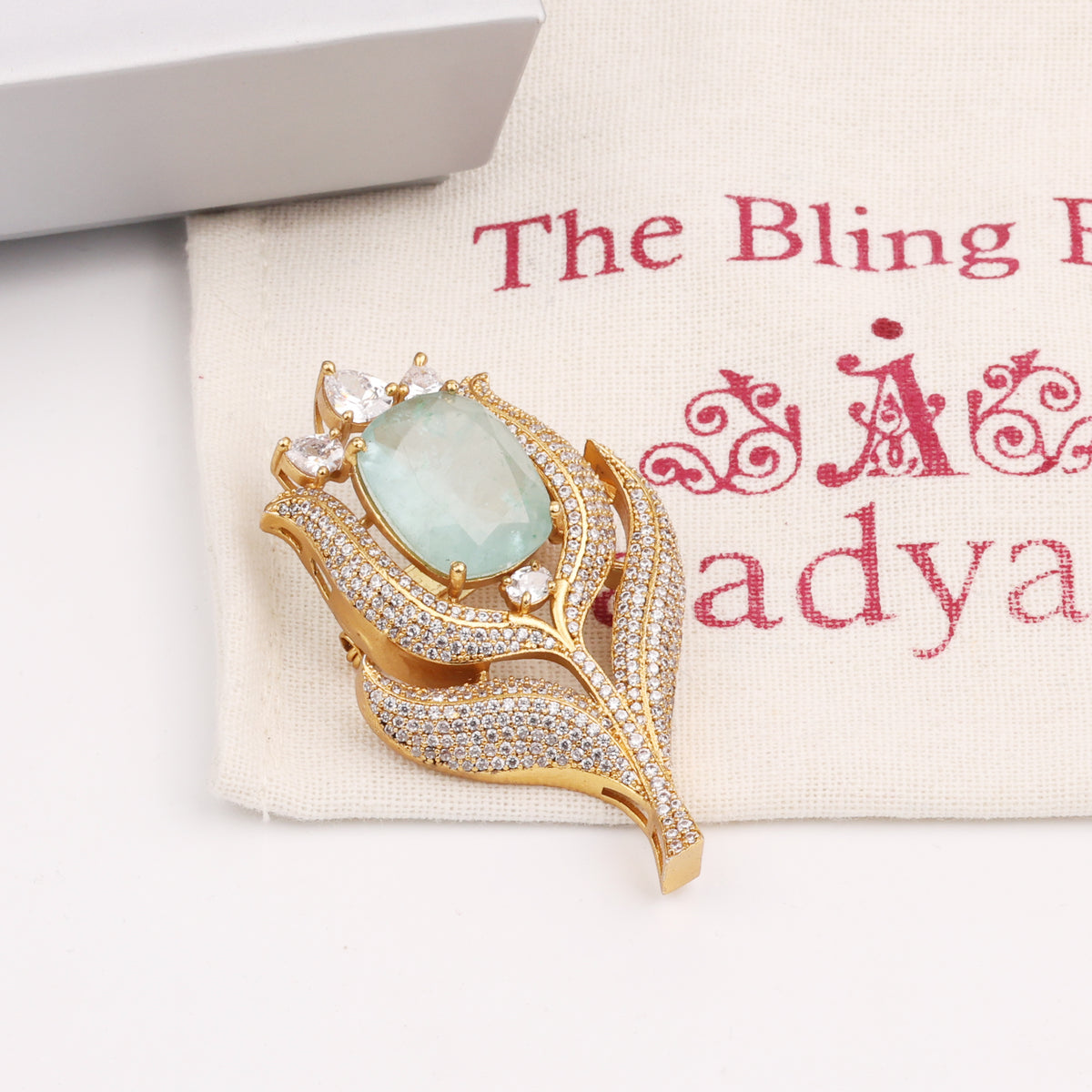 22K Gold Plated Fashion Unisex Brooch