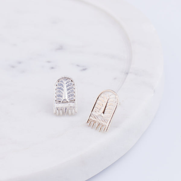 Silver Saaj Motif Earring Small: ताळी (Taali)