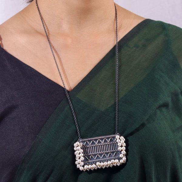 Silver nakshi set with pearls (big)
