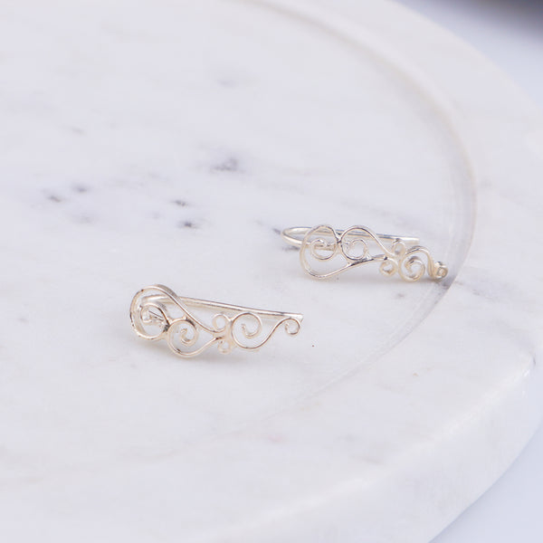 Signature Aadyaa Earcuff