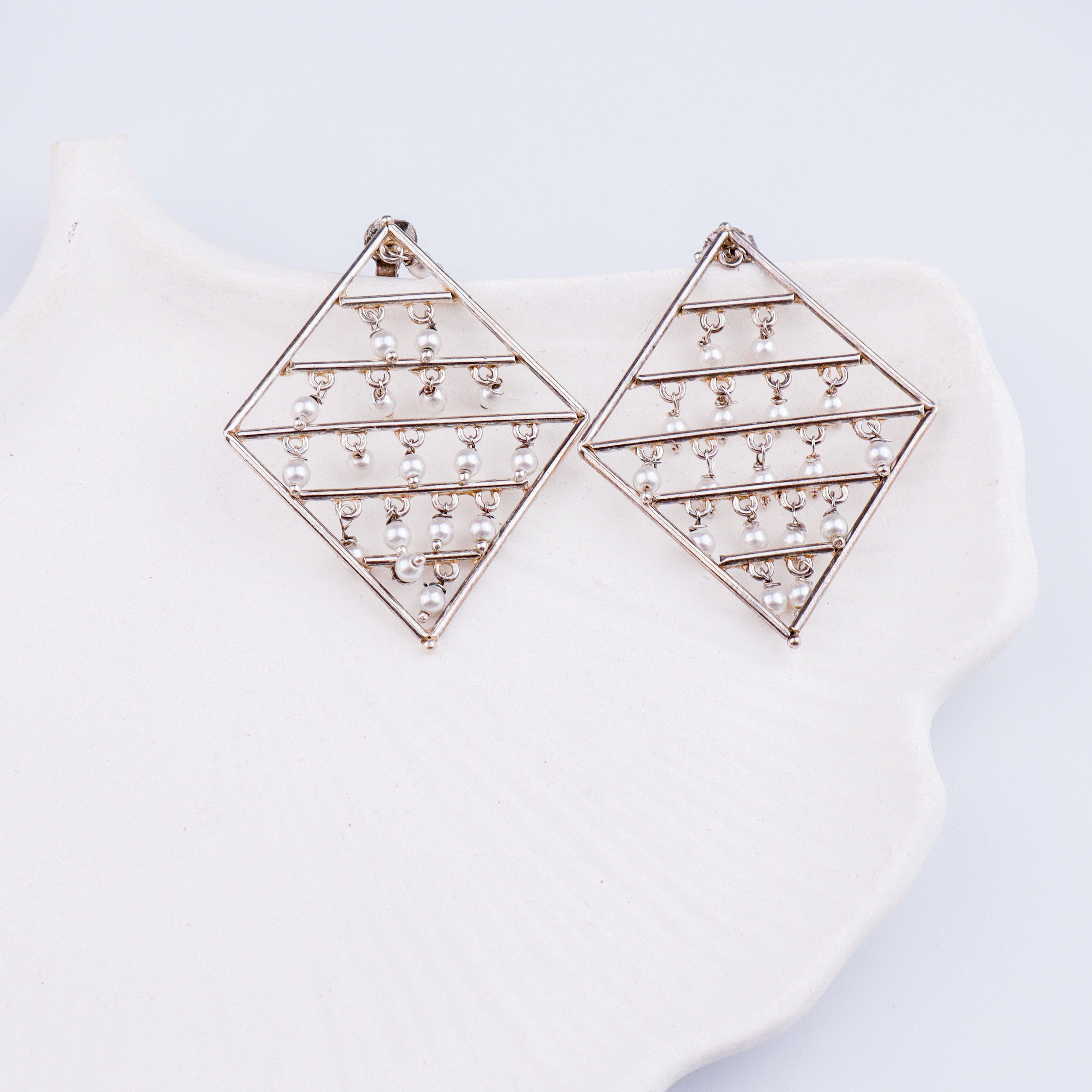 Silver Earring with Pearls