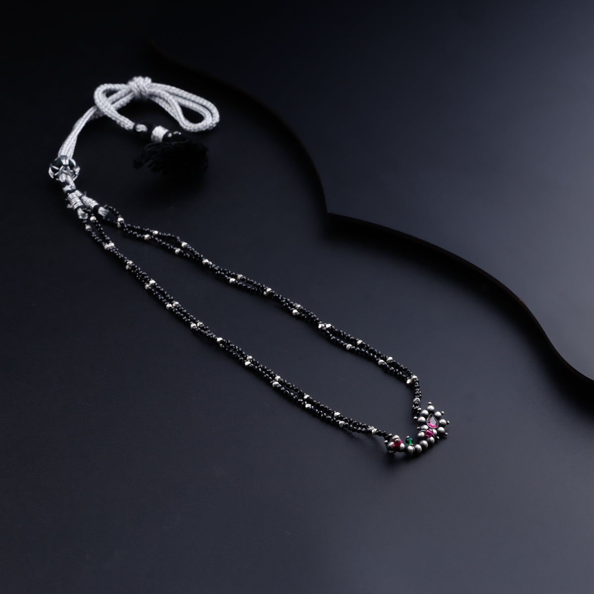 Silver Bead Nath Pendant Necklace with Black Spinel