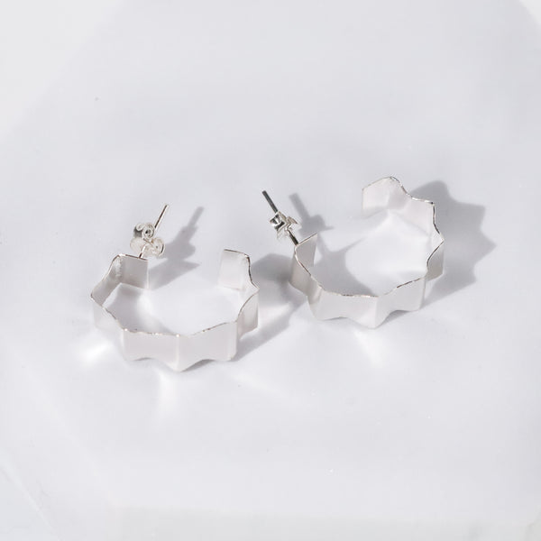 Rebecca - Fold Earrings ( Shiny Silver Finish )