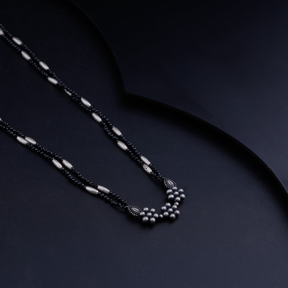 Silver Rice Bead Kudi Pendant Necklace with Black Spinel