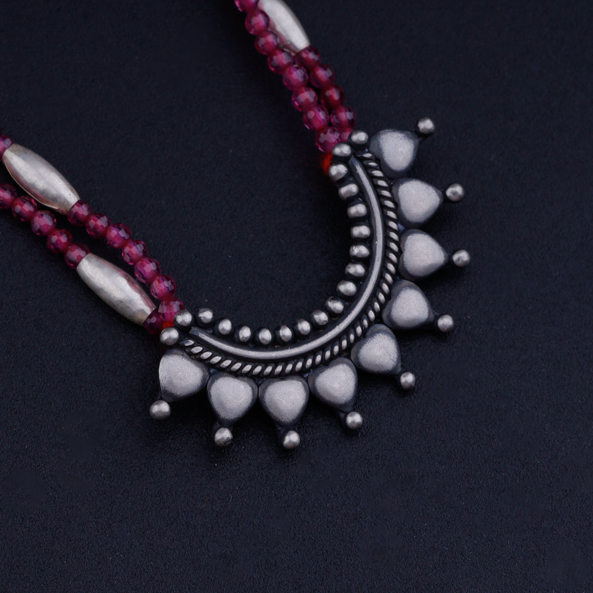 Silver Rice Bead Ghumat Pendant Necklace with Ruby