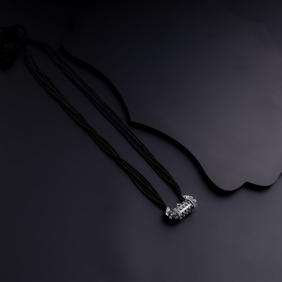 Silver Taveej mangalsutra