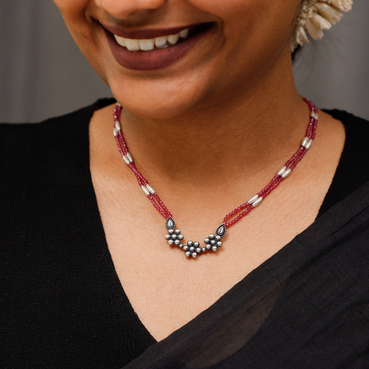 Silver Rice Bead Kudi Pendant Necklace with Ruby