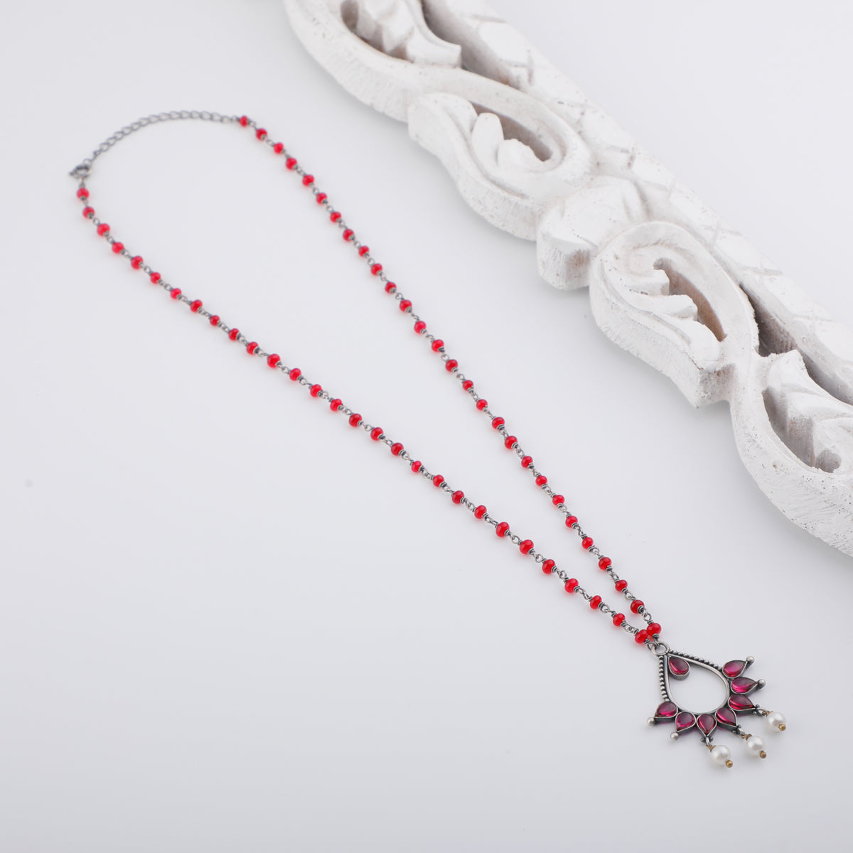 Silver Kempu Stone Pendant Necklace with Ruby