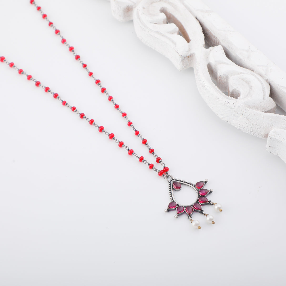 Silver Kempu Stone Pendant Necklace with Ruby