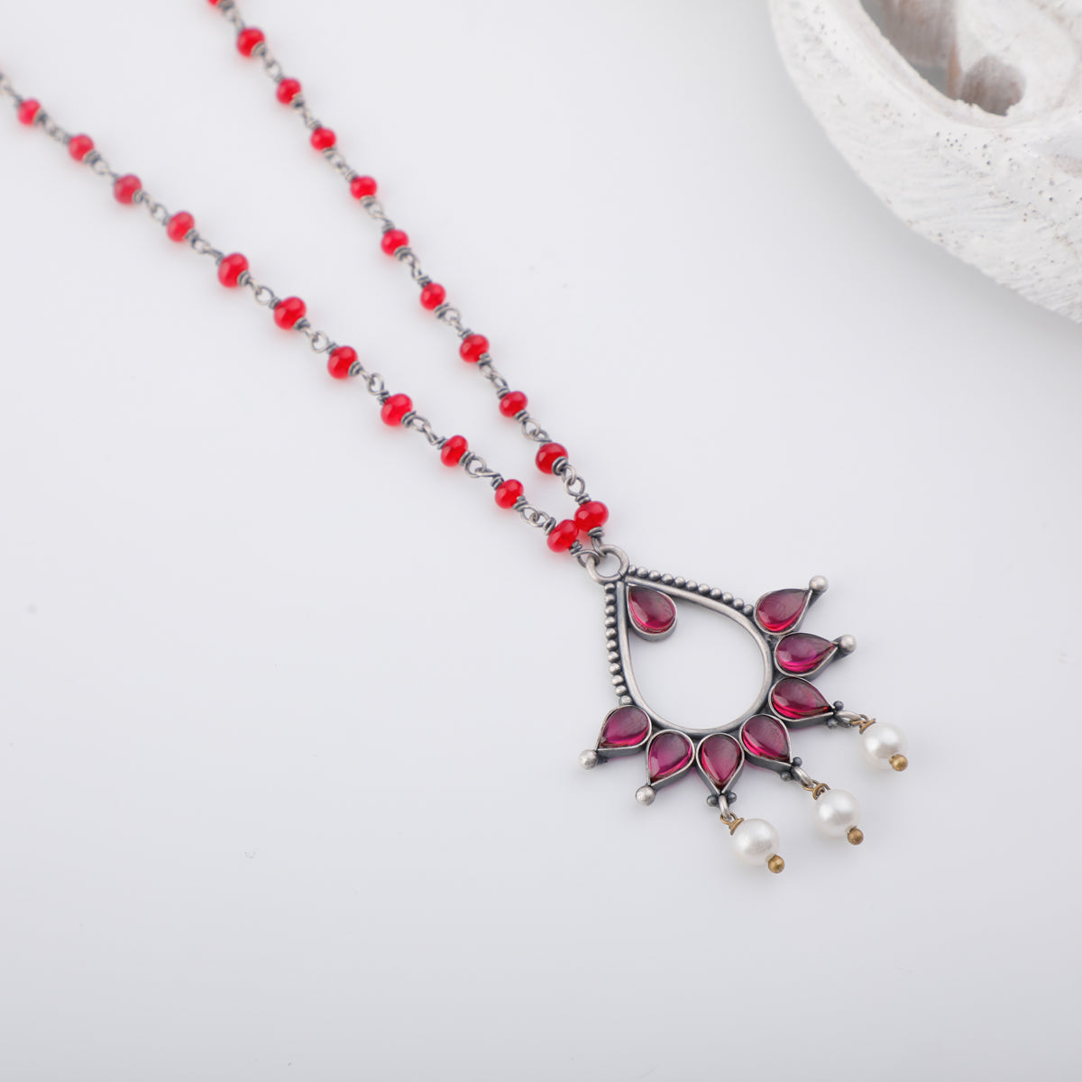 Silver Kempu Stone Pendant Necklace with Ruby