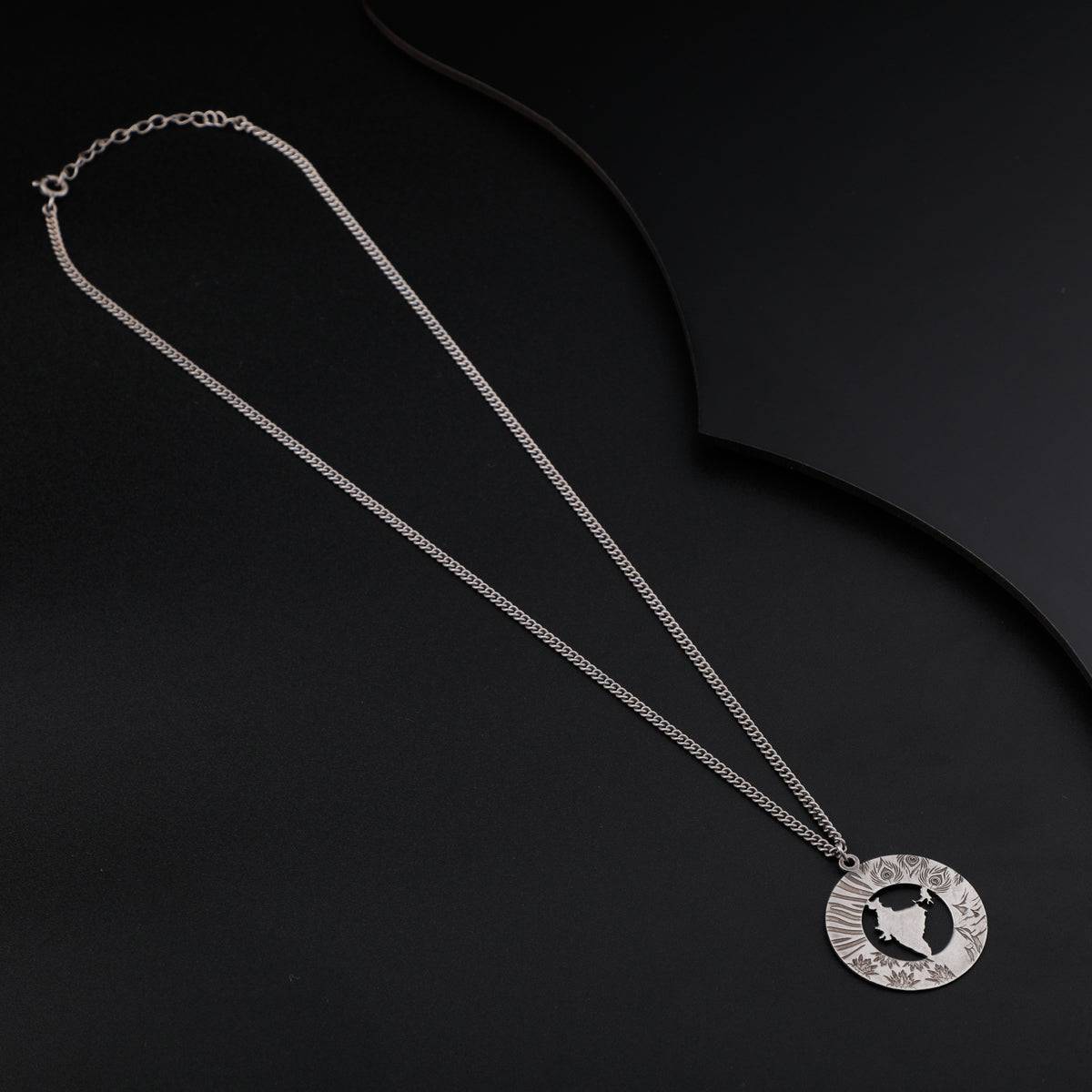 Unisex Bharat Silver Necklace