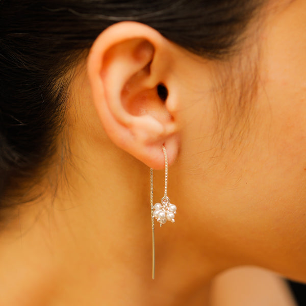 Silver threader pearl bunch earrings detailing