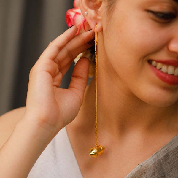 Gold Kashmiri Dejhoor Earring with traditional design