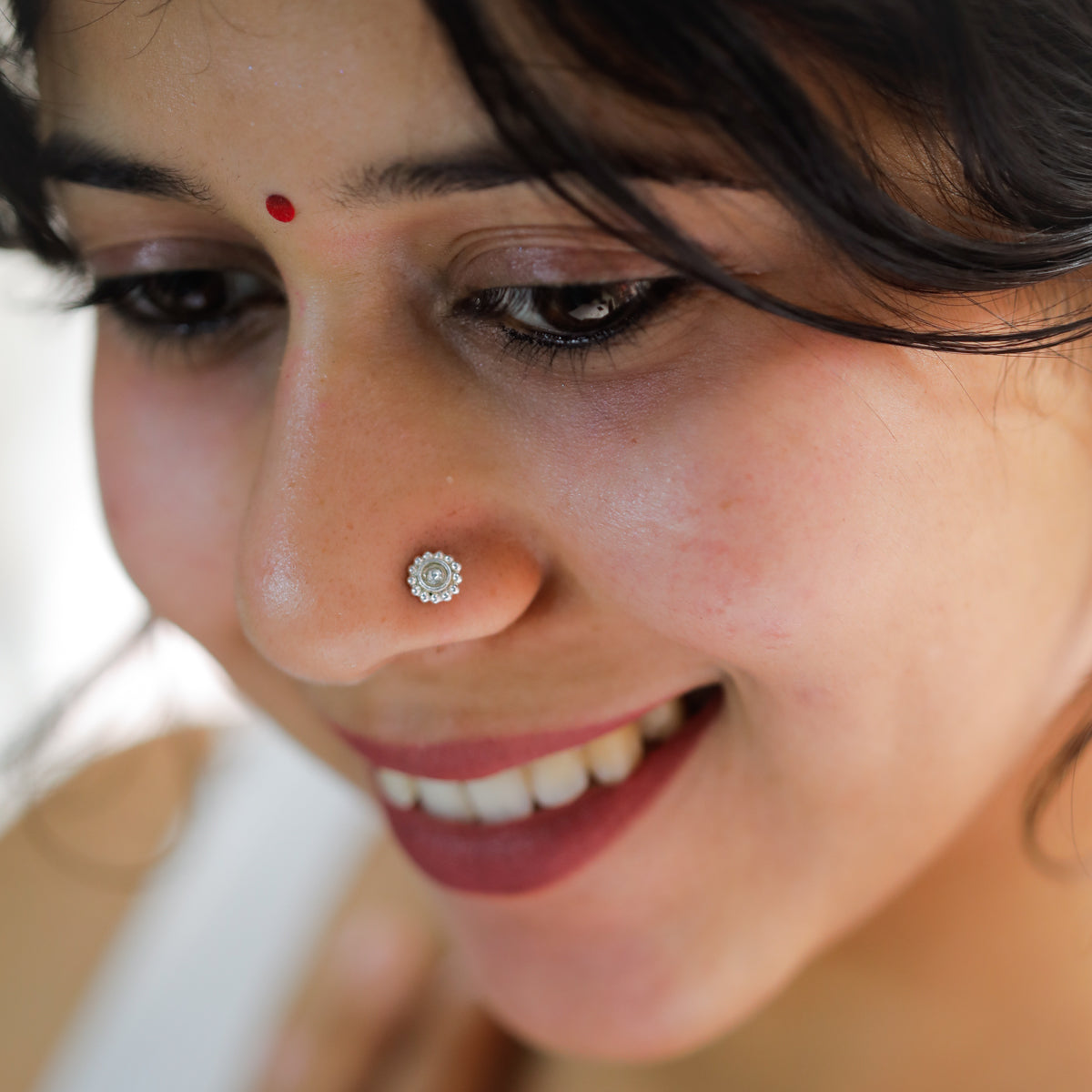 Silver Kundan Nose pin (Pierced)