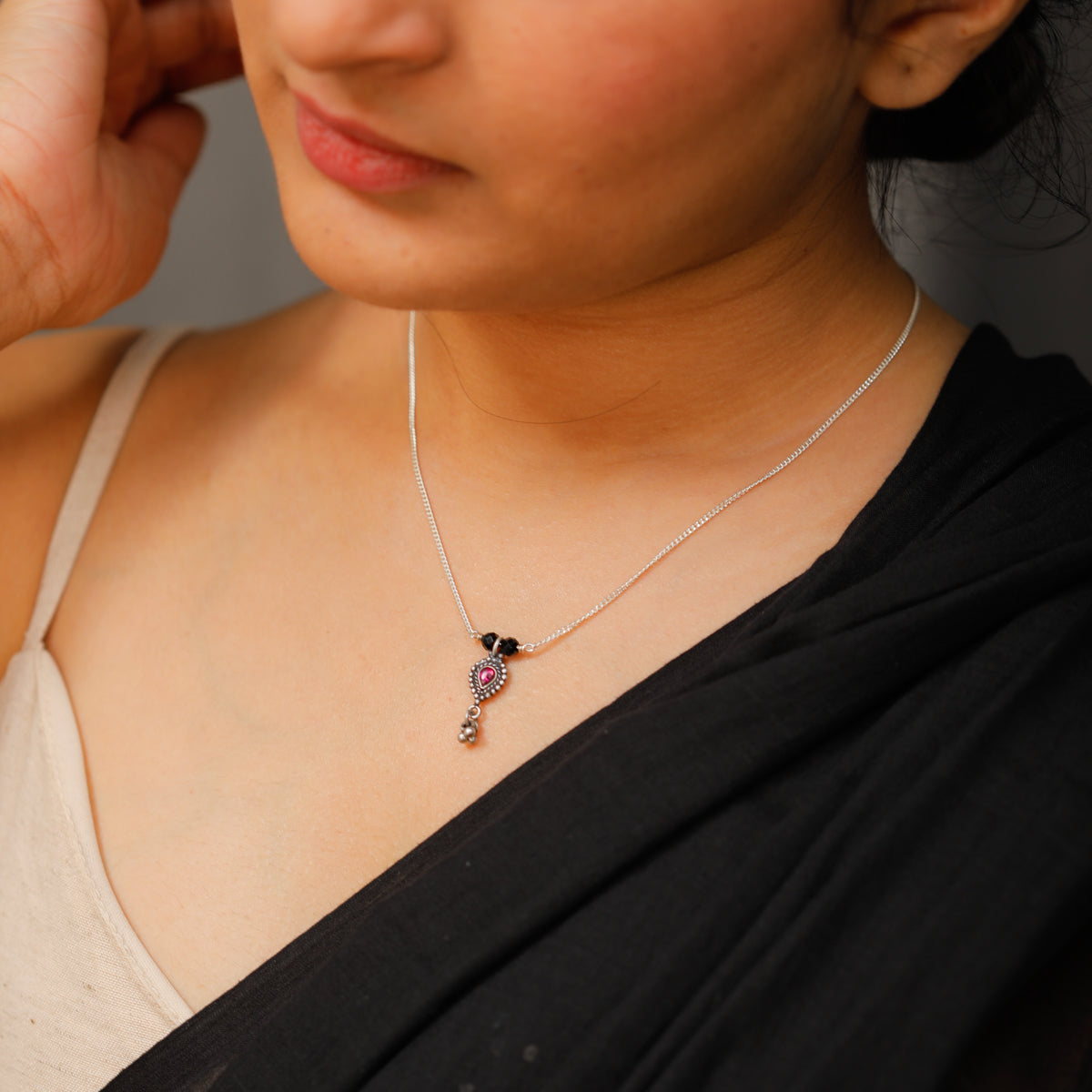 Silver Chain Charm Mangalsutra : Parna Ghungroo