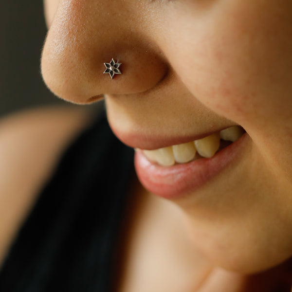 Flower Nose pin Oxidized ( Pierced )