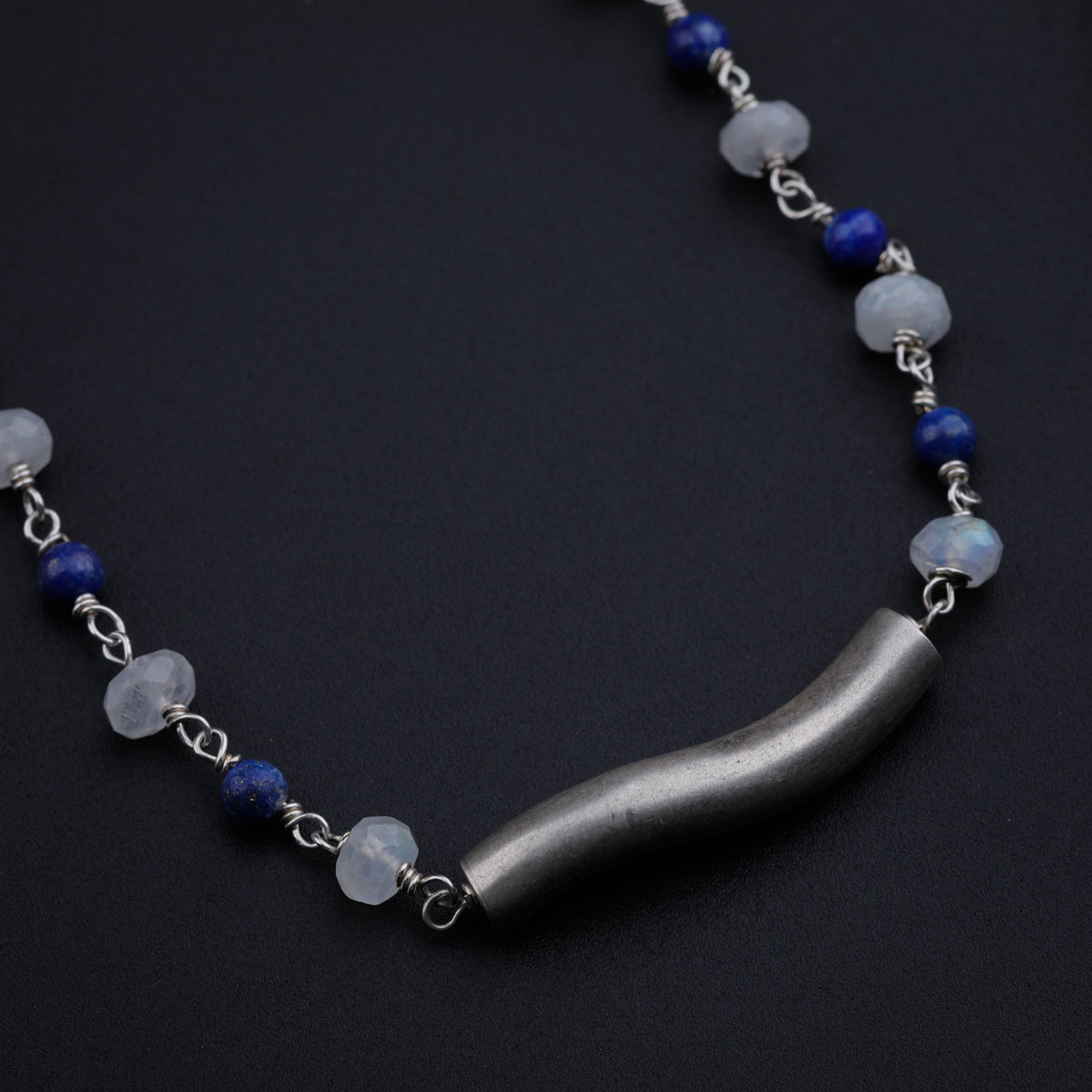 Silver Pipe Ganthan Necklace with Moonstone and Lapis Lazuli