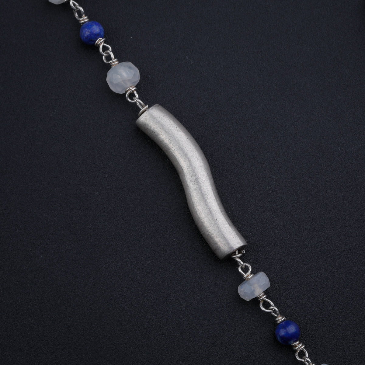 Silver Pipe Ganthan Necklace with Moonstone and Lapis Lazuli