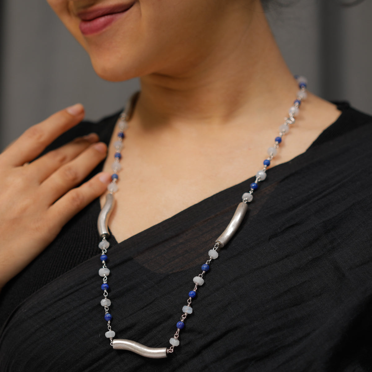 Silver Pipe Ganthan Necklace with Moonstone and Lapis Lazuli