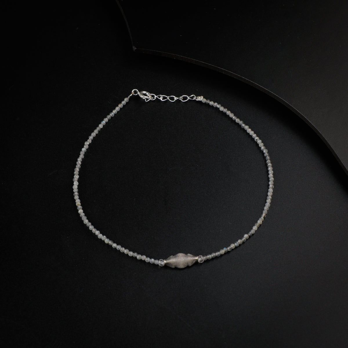 Crystals and Silver Motif Anklet