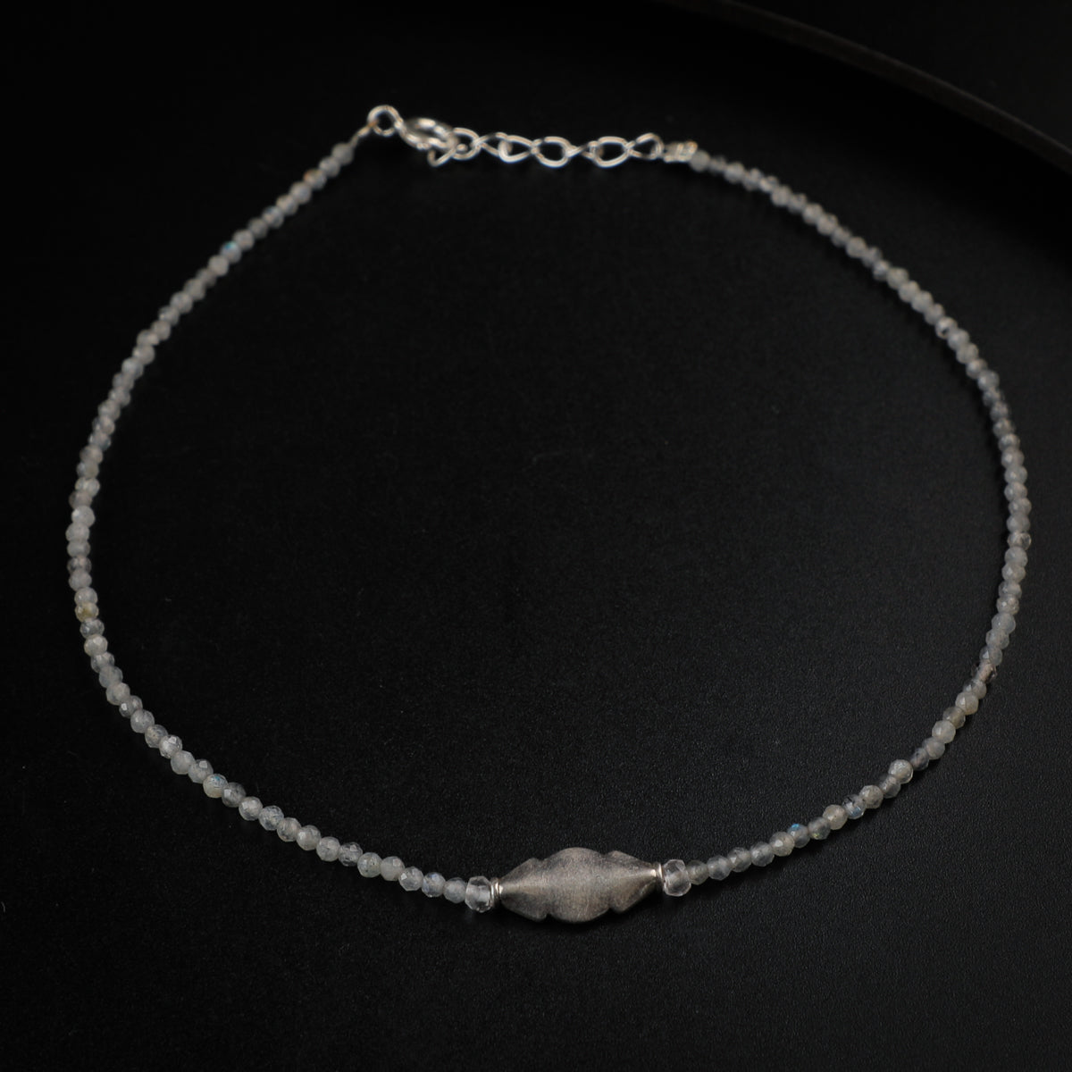 Crystals and Silver Motif Anklet