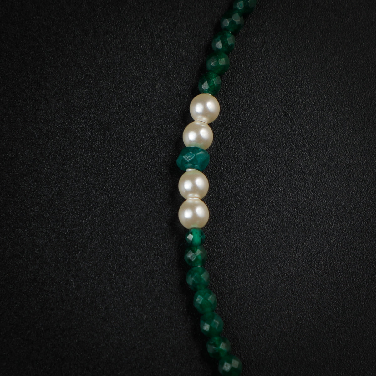 Green Onyx and Creamy Pearls Silver Anklet with Inverted Triangle Motif