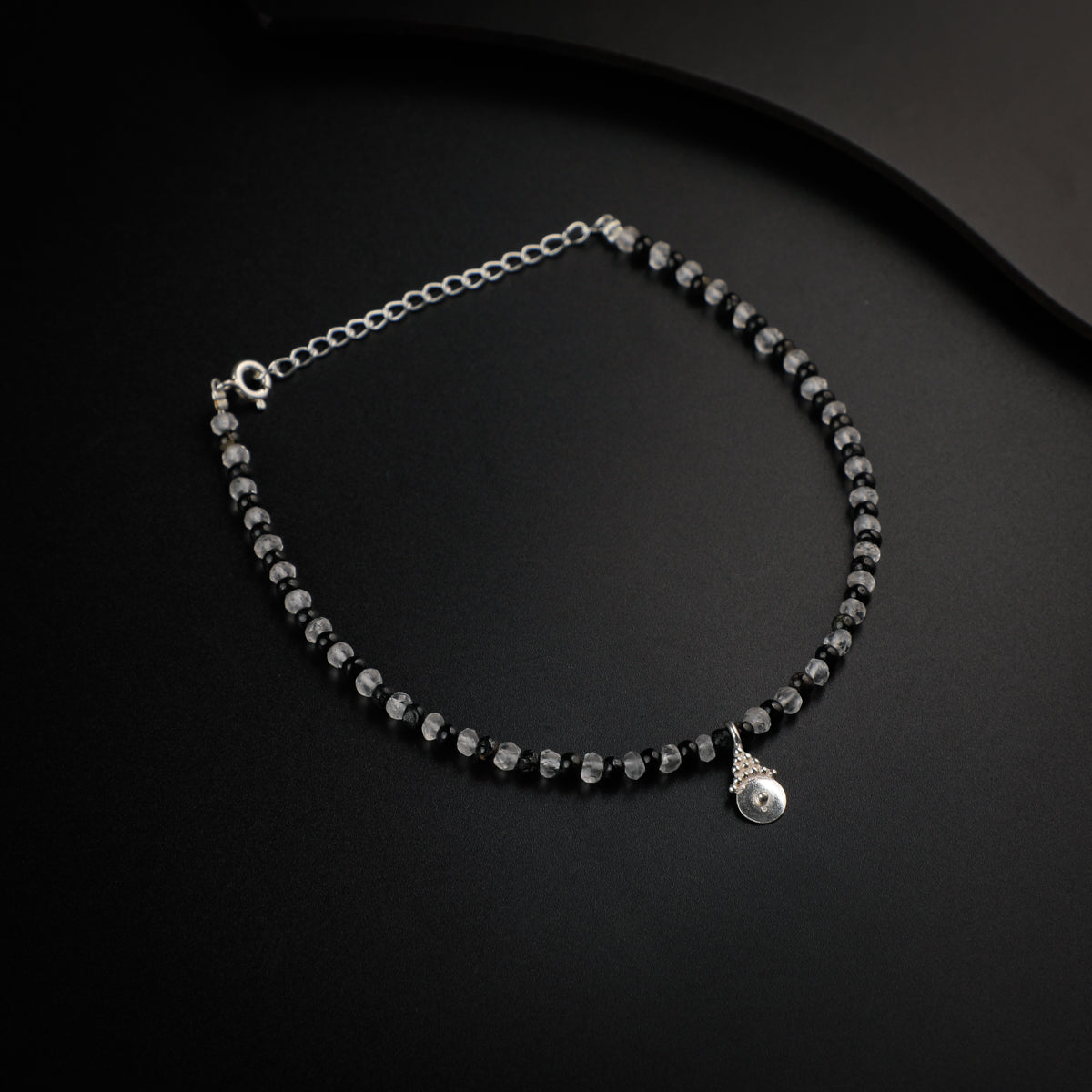 Crystals and Black Spinel Silver Drop Motif Anklet