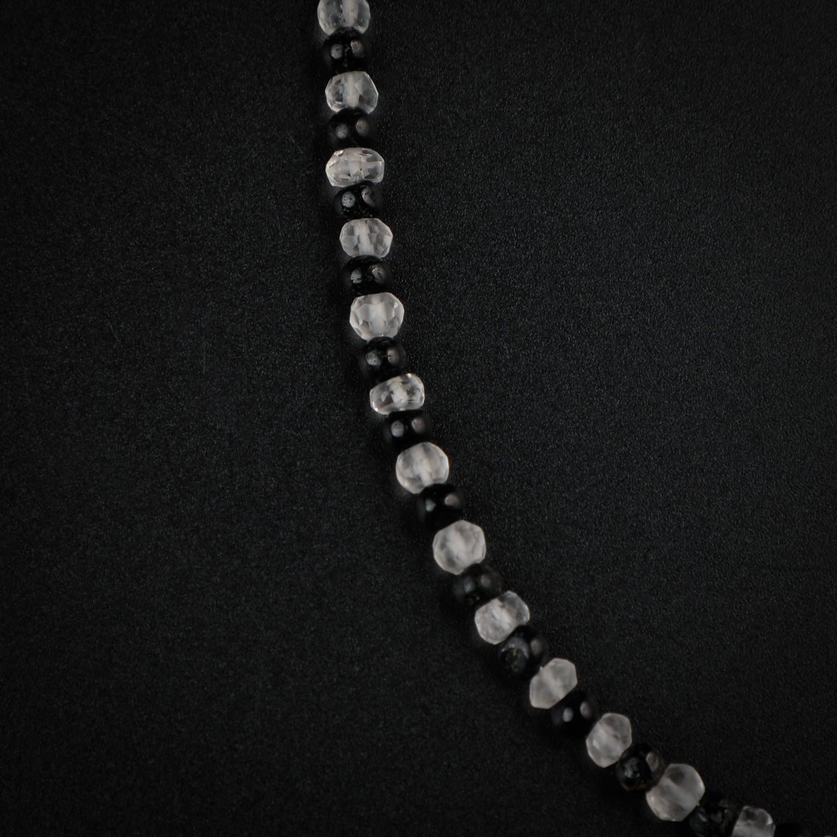 Crystals and Black Spinel Silver Drop Motif Anklet