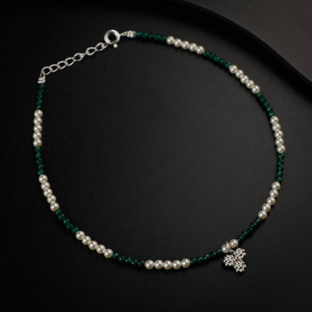 Green Onyx and Pearls Silver Anklet with Kudi Bunch