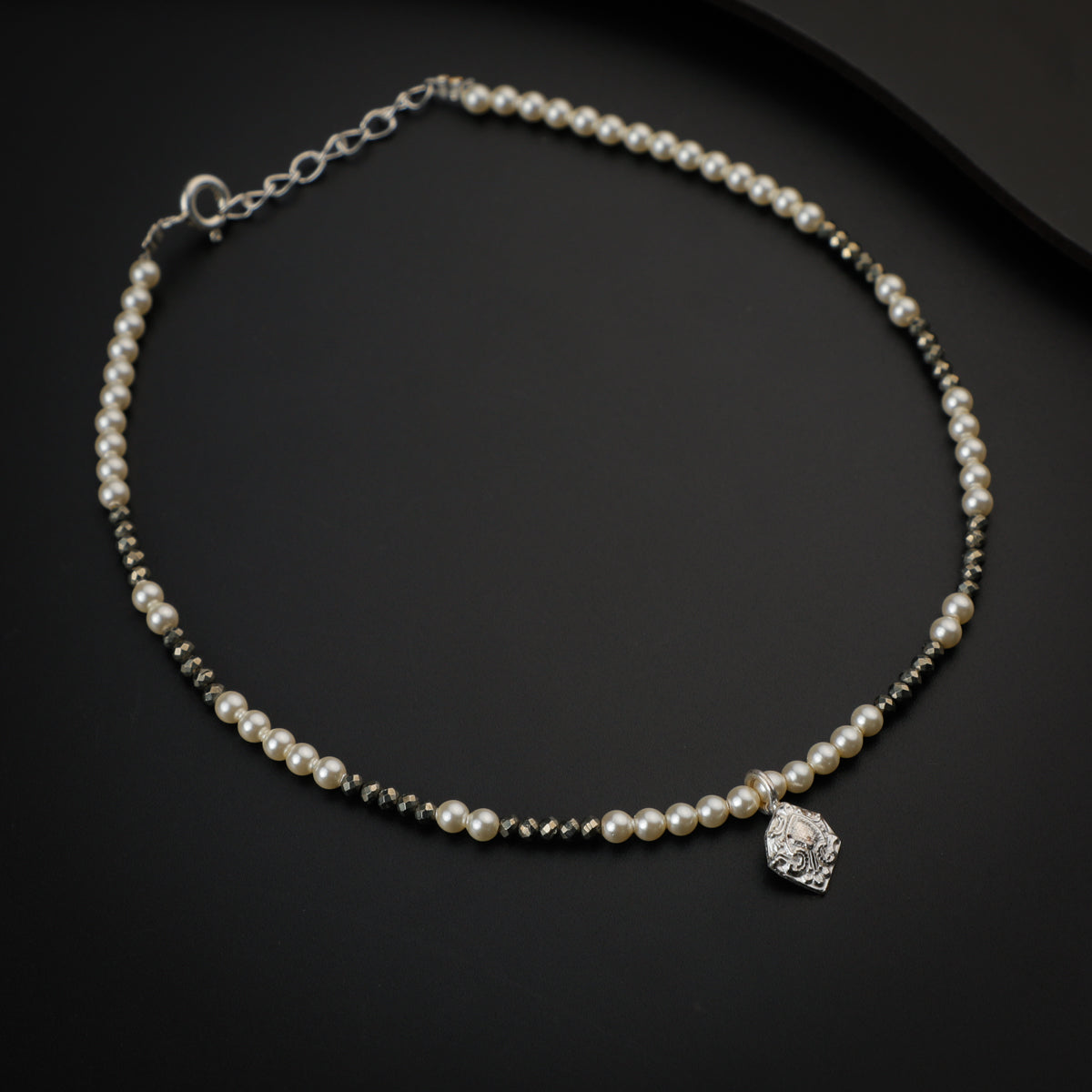 Pyrite and Creamy Pearls Silver Anklet