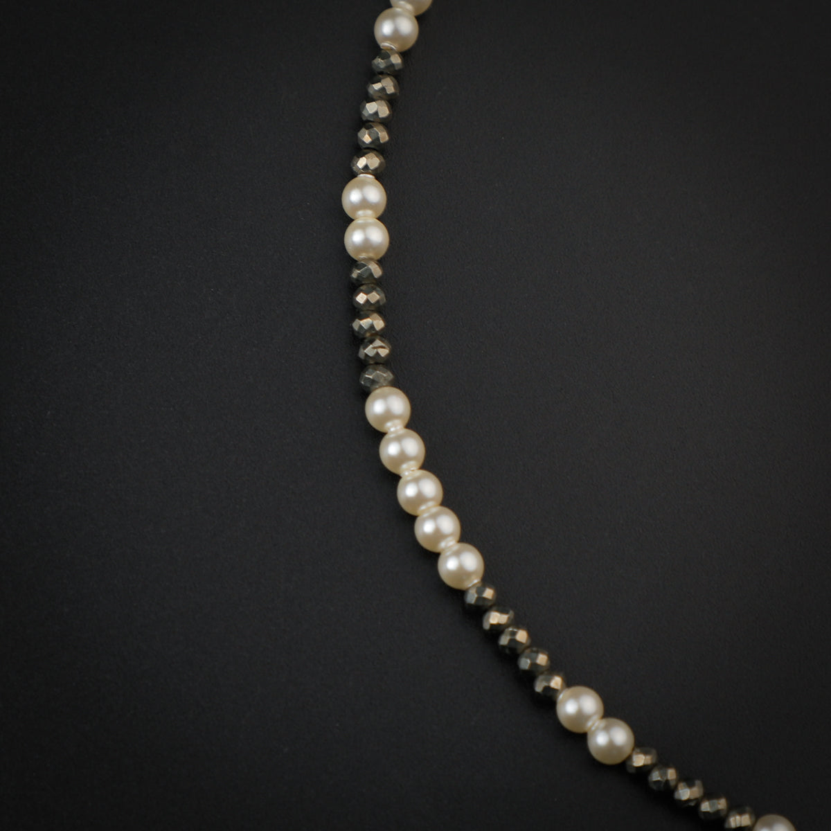 Pyrite and Creamy Pearls Silver Anklet