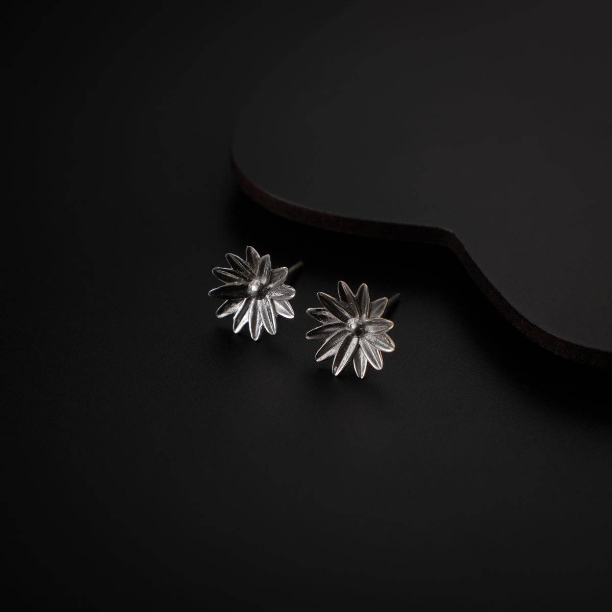 Silver Gerbera Flower Earring