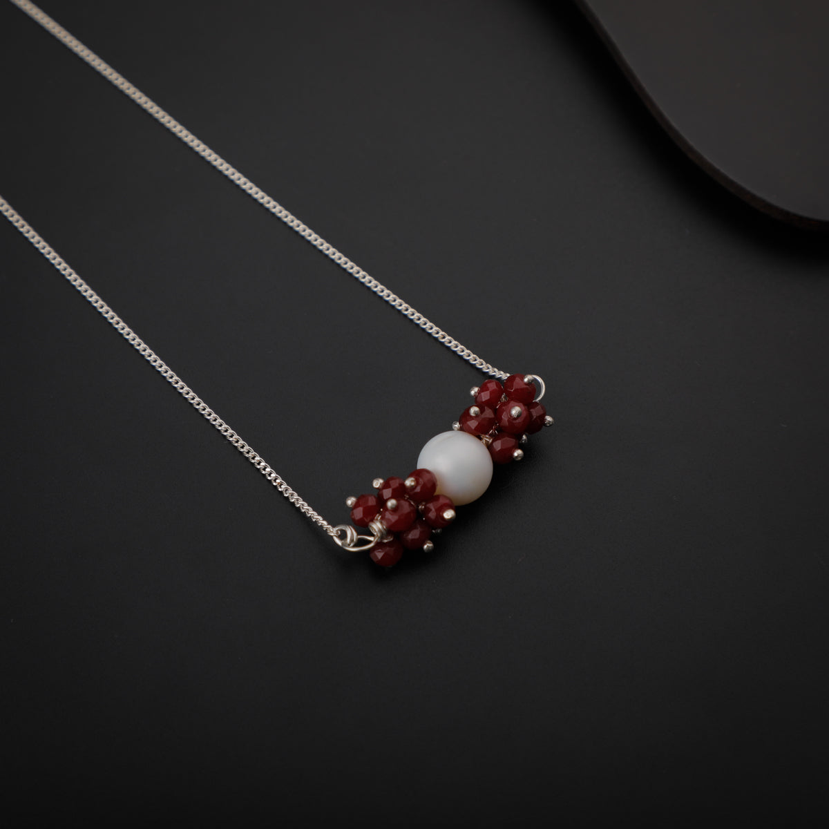 Silver Necklace with Garnets and Pearl