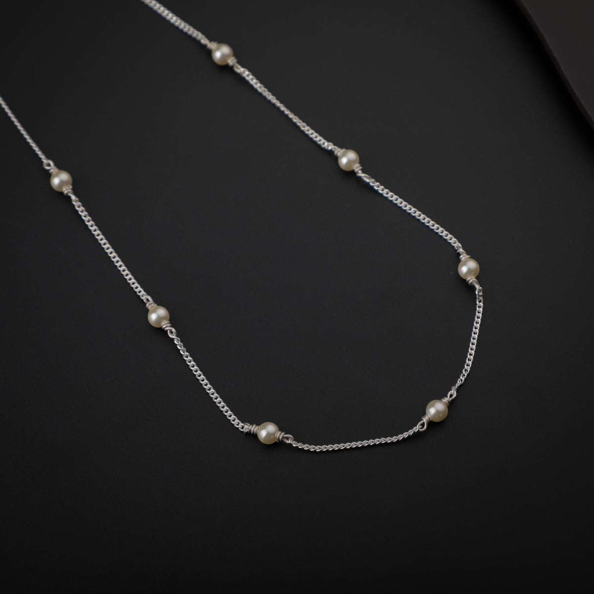 Classic Pearl Chain (Cream Pearls)