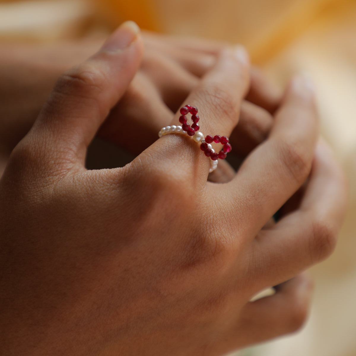 Bow Ring Garnet and Pearls