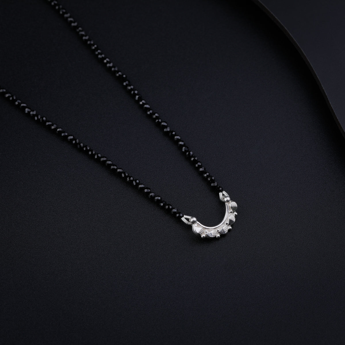 Silver Koyari Mangalsutra with Black Spinel