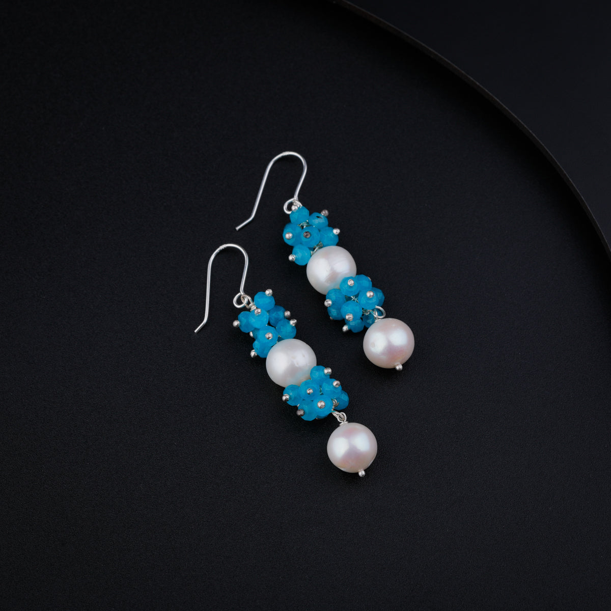 Silver Earring with Chalcedony and Pearls