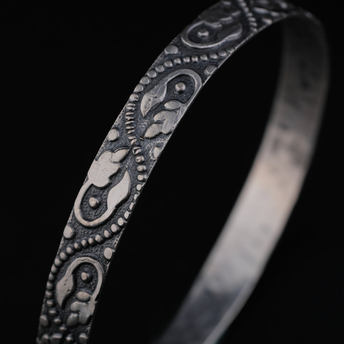 Silver Single Nakshi Bangle