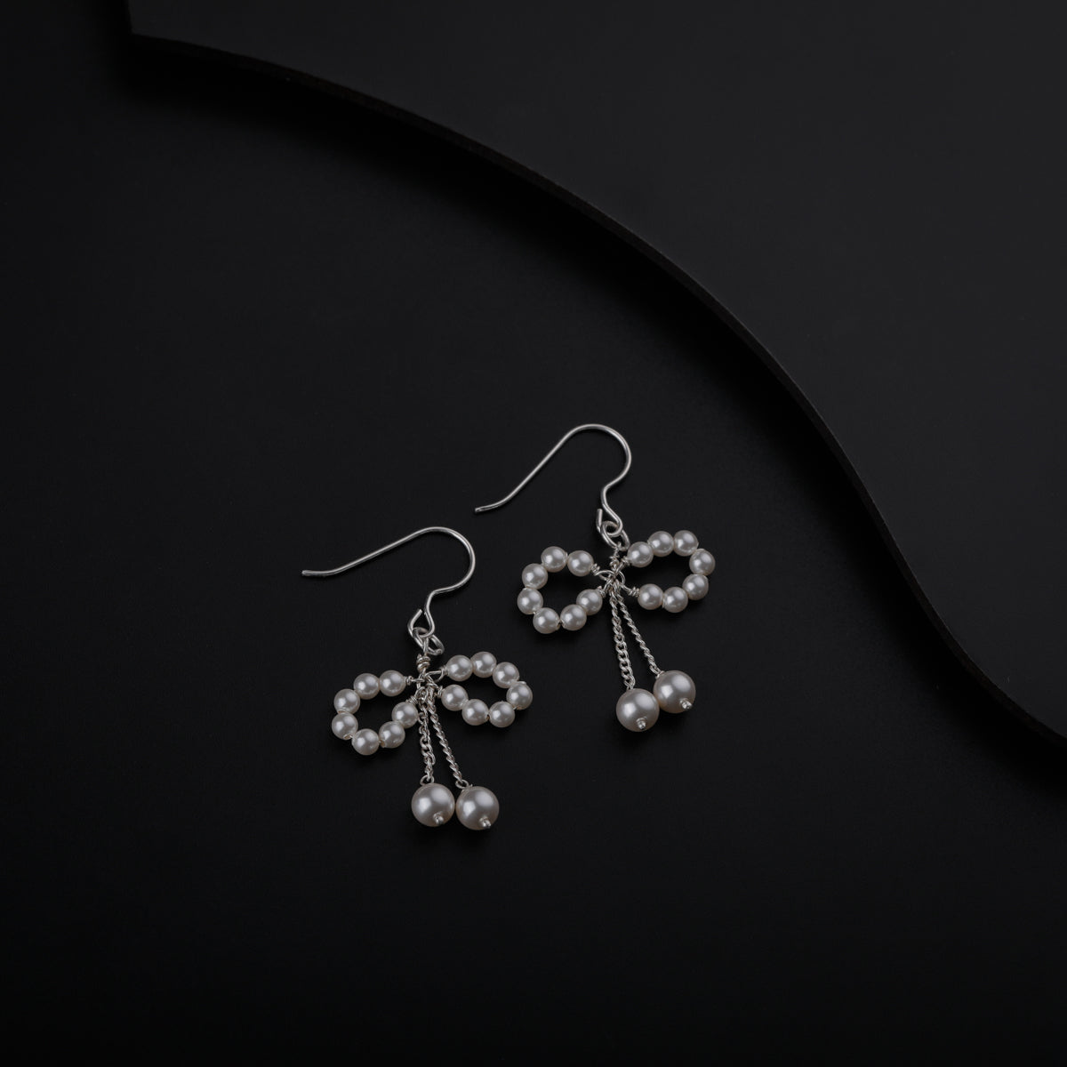 Silver Pearl Bow Earring