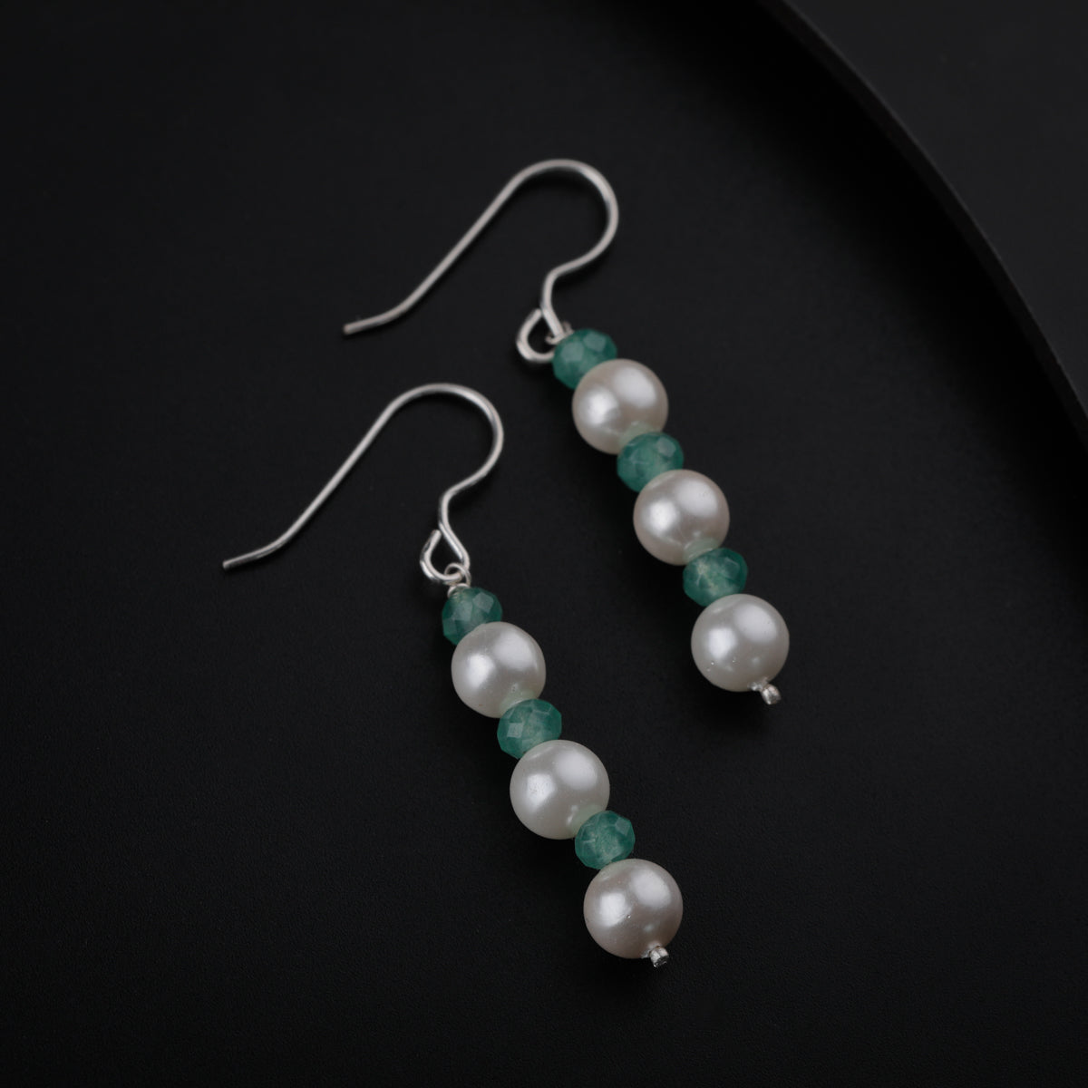 Silver Pearl and Jade Earring