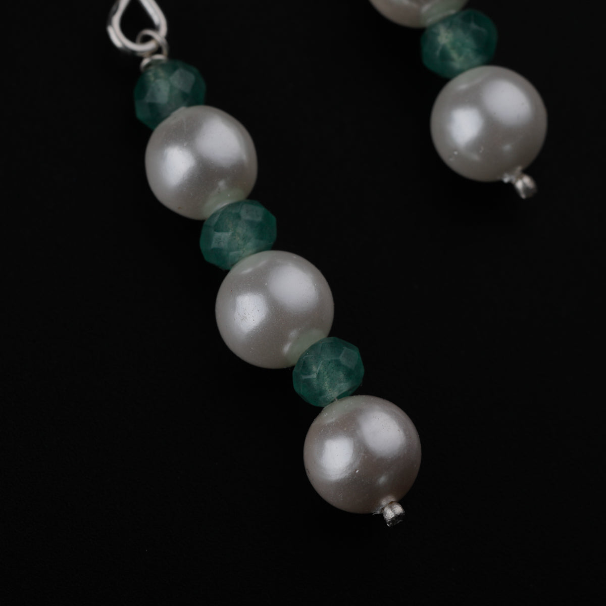 Silver Pearl and Jade Earring