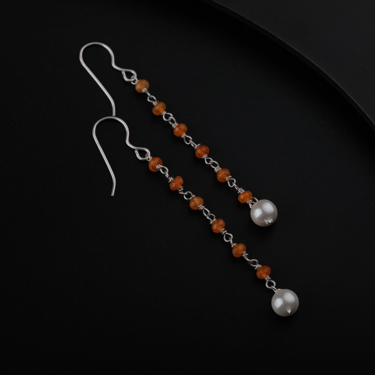 Carnelian and Pearl Dangler Earring