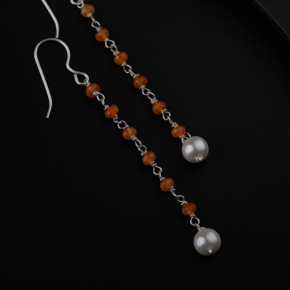 Carnelian and Pearl Dangler Earring