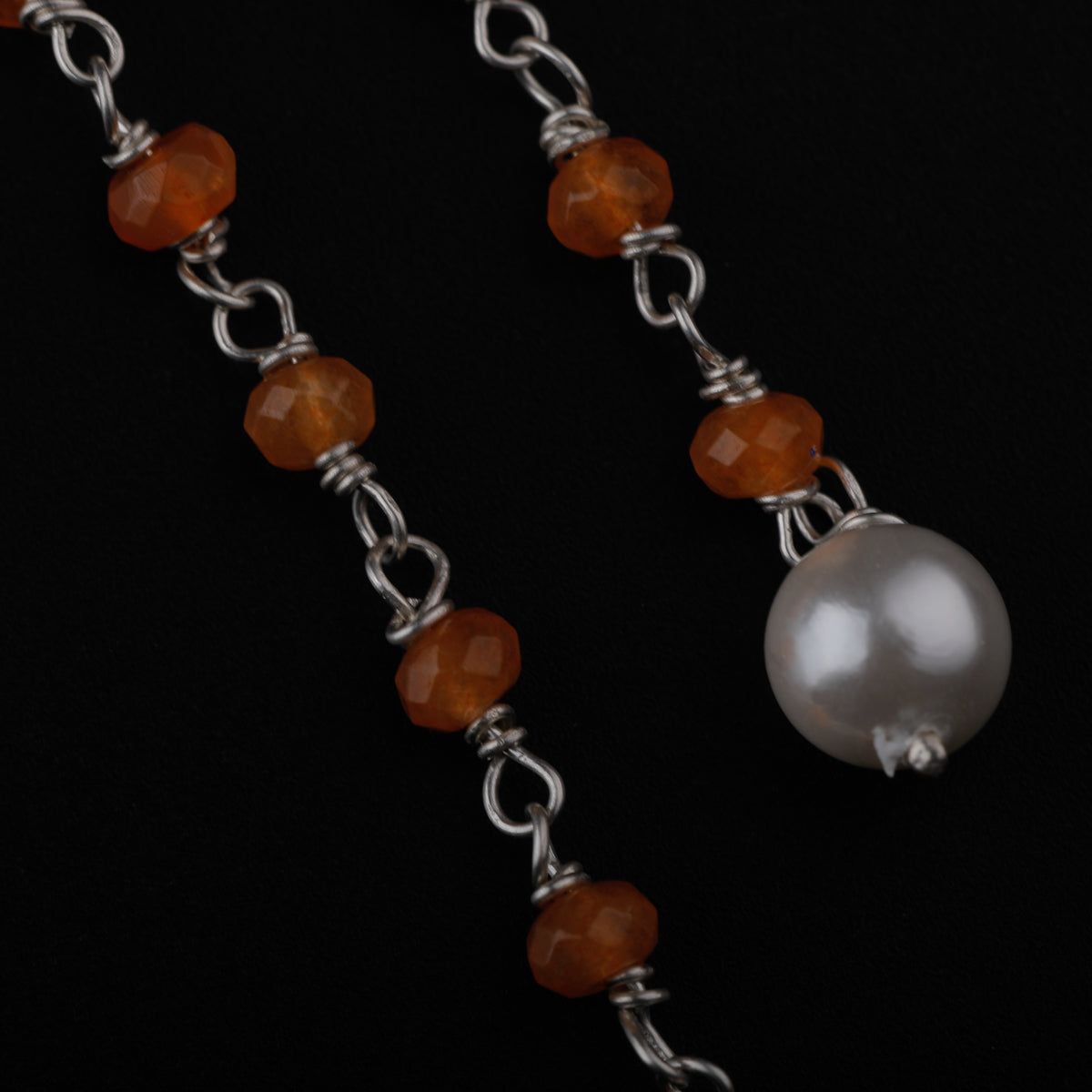 Carnelian and Pearl Dangler Earring