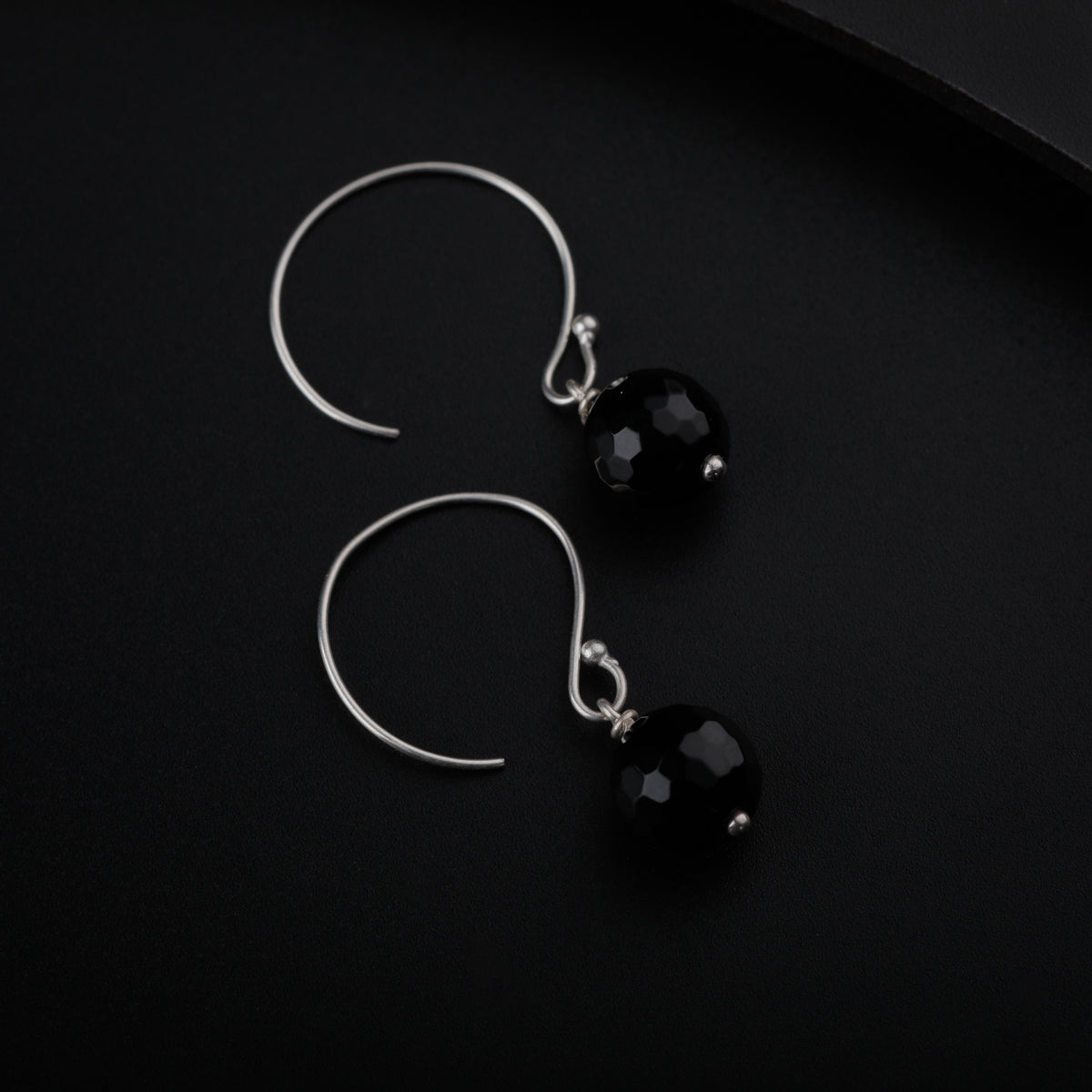 Silver Earring with Black Spinel