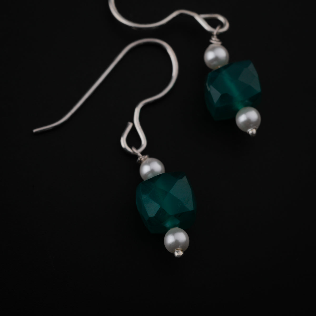 Green Onyx Silver Earring