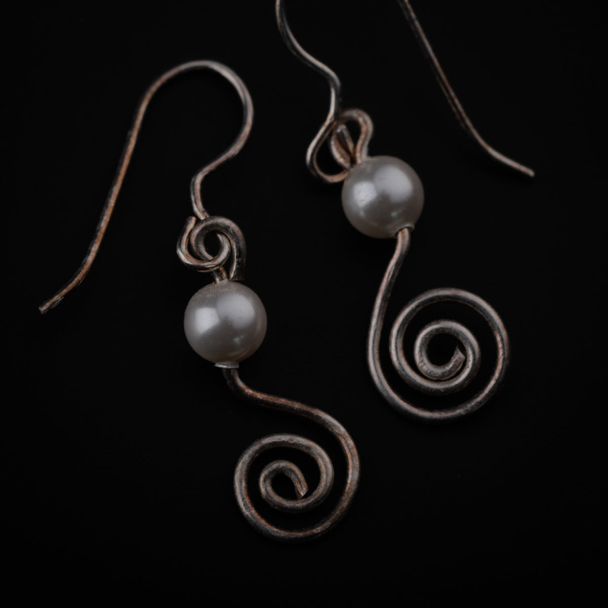 Silver Spiral Earring with Pearl